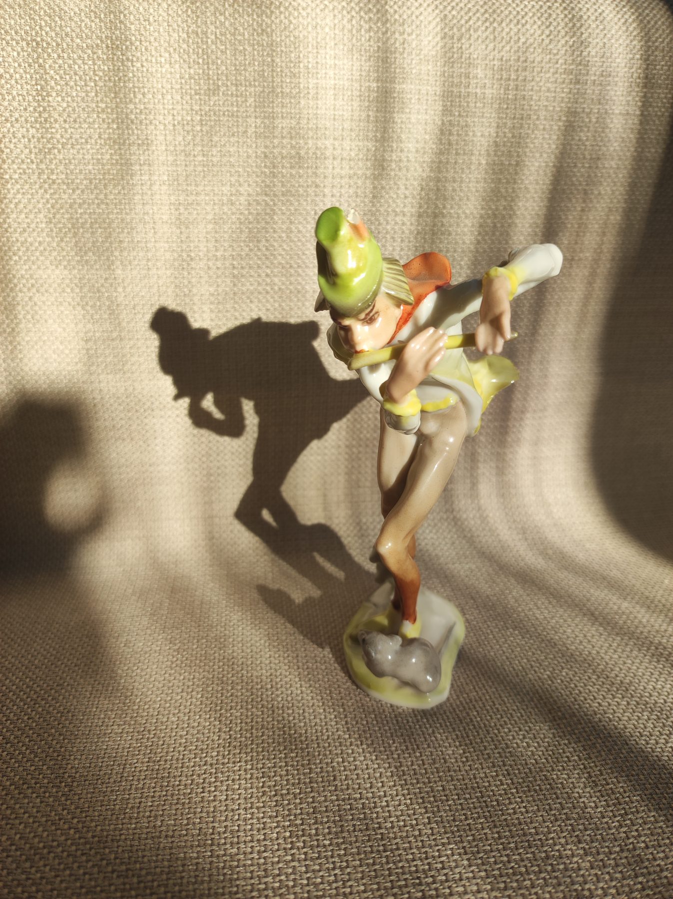 Hutschenreuther-Figur „Der Rattenfänger“ nach der Restaurierung